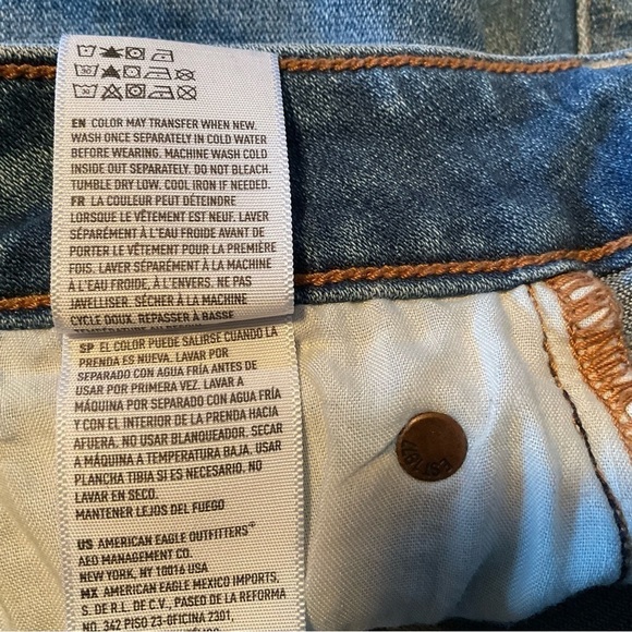 American Eagle Denim Mini Jean Skirt Size 2 - Picture 7 of 7